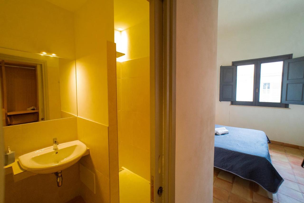 Maharia Bed & Wine Bed & Breakfast เมนฟี ภายนอก รูปภาพ