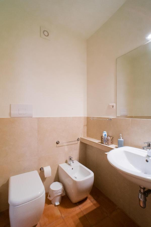Maharia Bed & Wine Bed & Breakfast เมนฟี ภายนอก รูปภาพ