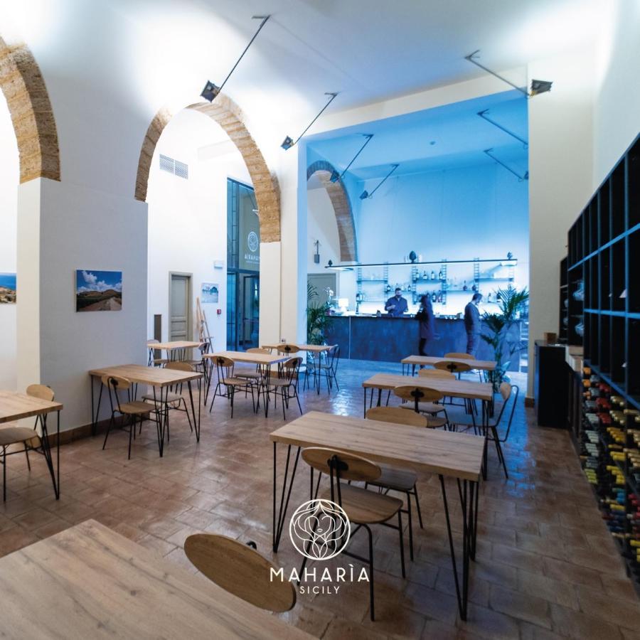 Maharia Bed & Wine Bed & Breakfast เมนฟี ภายนอก รูปภาพ