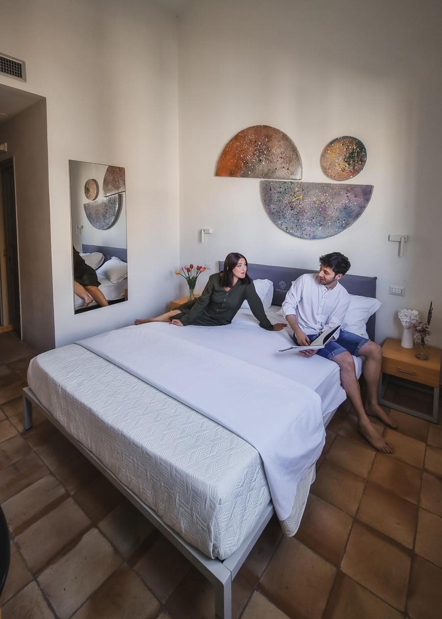 Maharia Bed & Wine Bed & Breakfast เมนฟี ภายนอก รูปภาพ